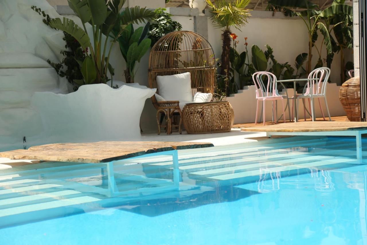 Relax Hotel クサミル エクステリア 写真